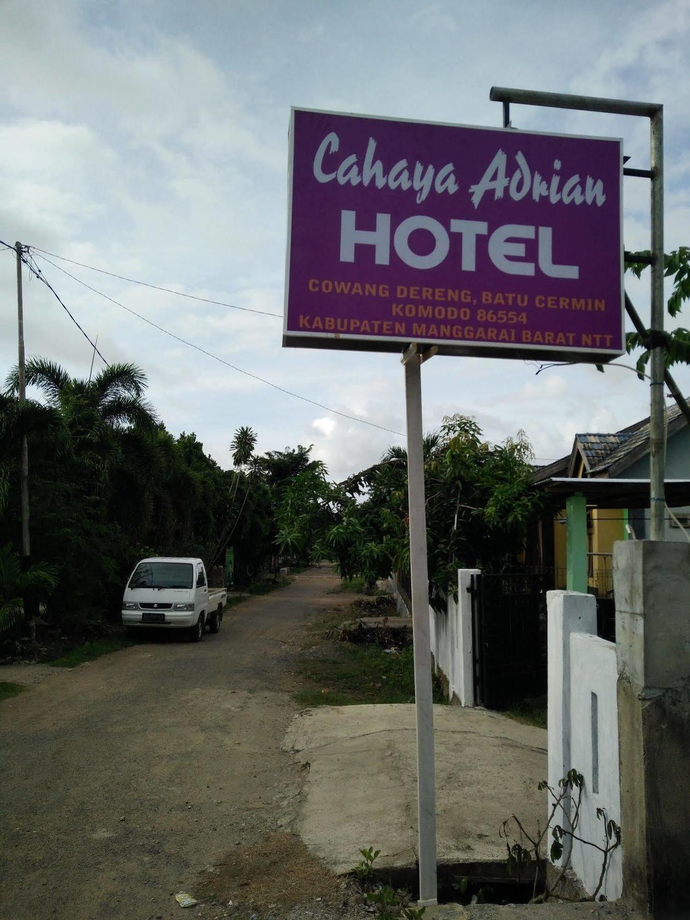 Cahaya Adrian Near Komodo Airport Labuan Bajo Eksteriør billede